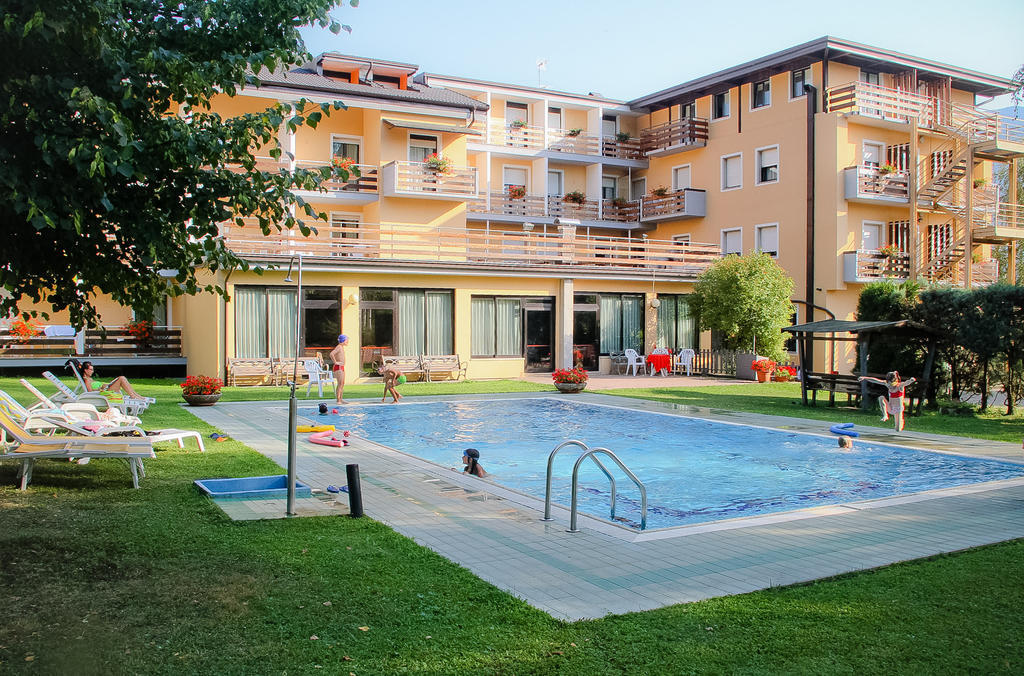 Hotel Dolomiti Levico Terme Eksteriør bilde